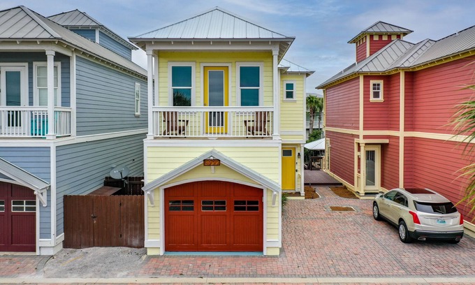 Waterside Village House | The Sandy Crab - A Waterfront Luxury Vacation Home