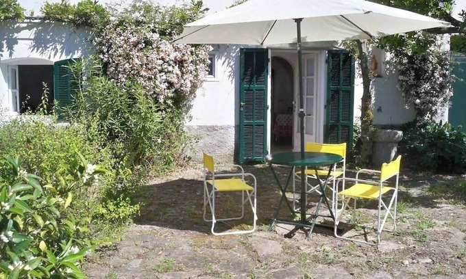 San Biagio della Cima Apartment | The Sea - White House