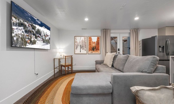 Alpine House | The Secret Suite | Massage* | Close to Slopes