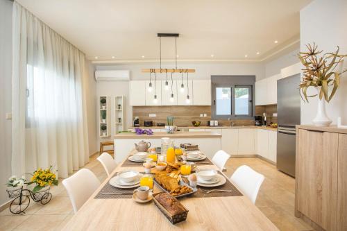 Kalithies Villa | The Sisters Villa