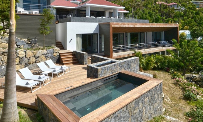 Terre Neuve Villa | The Source (3/6 Rooms)