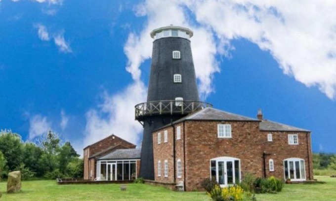 Leadenham House | The South Wing