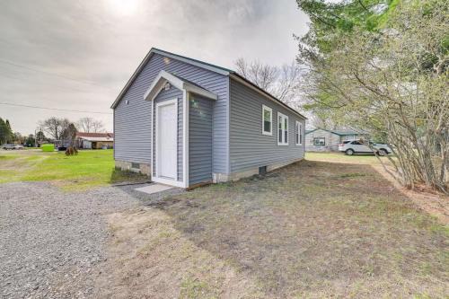 Lewiston House | The Spare Cottage