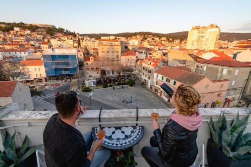 Plisac Apartment | The Spot - Rooftop in the city centre + Parking