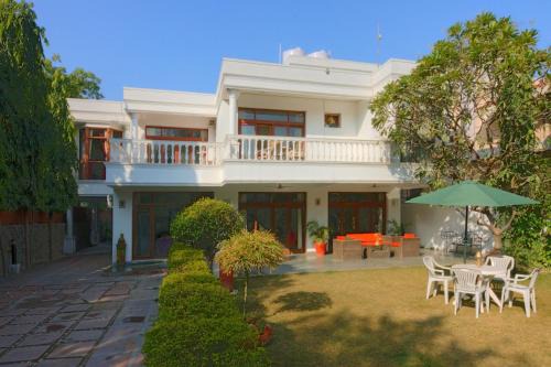 Sainik Farm Bed & Breakfast | The Stay Inn New Delhi