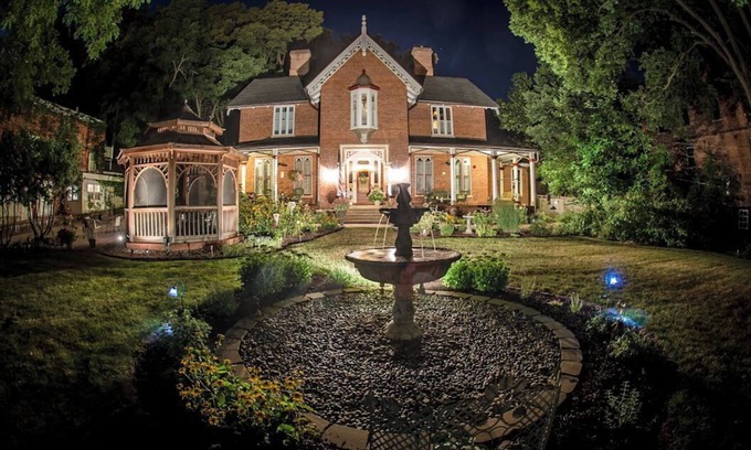 Galena Bed & Breakfast | The Steamboat House Bed & Breakfast
