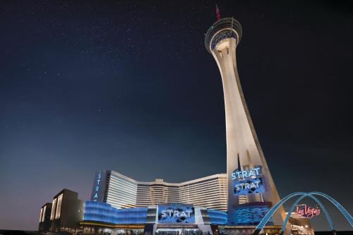 Gateway District Resort | The STRAT Hotel, Casino & Tower