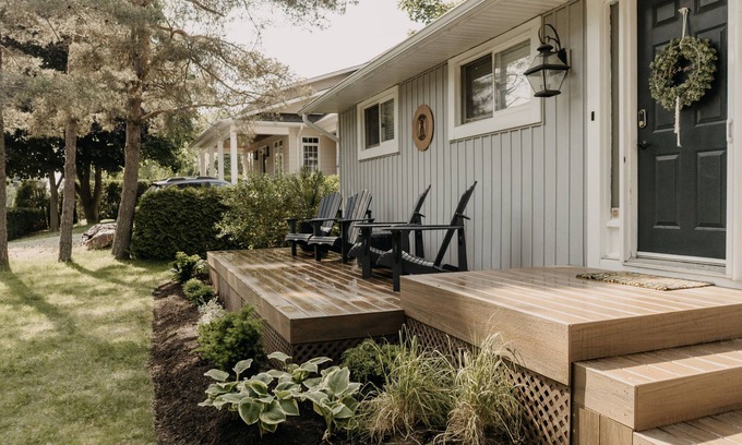 Bayfield Cottage | The Sugar Shack family retreat w arcade & hot tub. Walk to Main St. and Beach