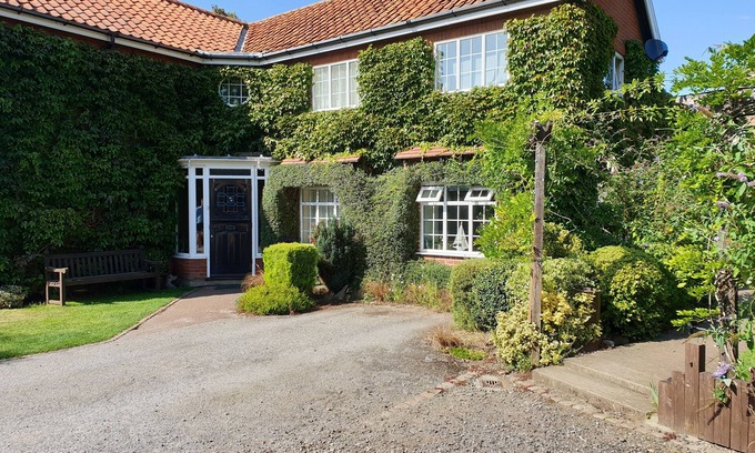Norwich Bed & Breakfast | The Summer Room