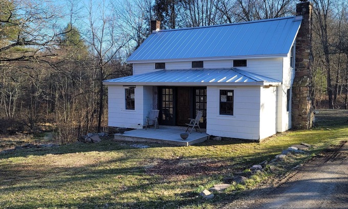 Sandyston Other | The Surveyor's House, 1820s restored farmhouse