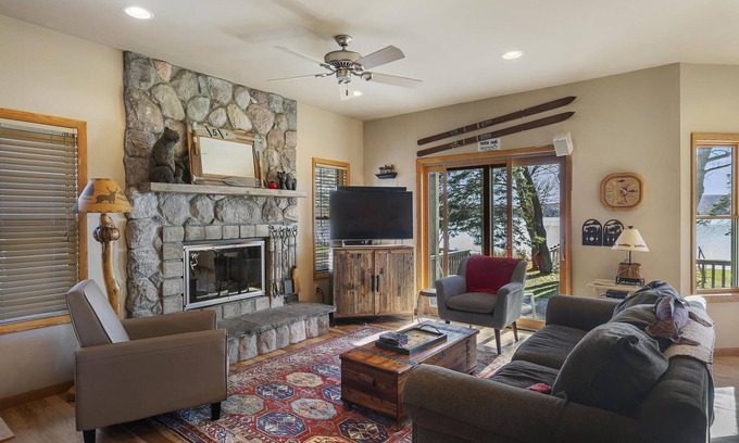 Alanson House | The Sweet Seclusion Cottage with 100 feet of Private frontage Pickerel Lake!