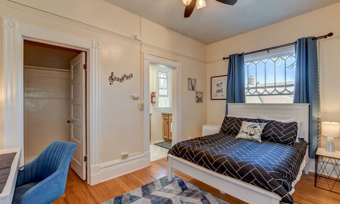 Nob Hill Apartment | The Symphony Room at The Mansion by the Square