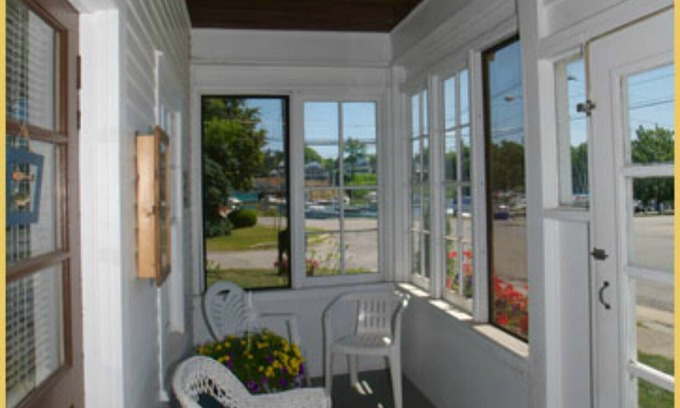 Olcott House | The Tenbrook House at BackBay Marina