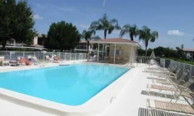 Tara Golf and Country Club Condo | The Terraces at Tara Golf and Country Club with golf