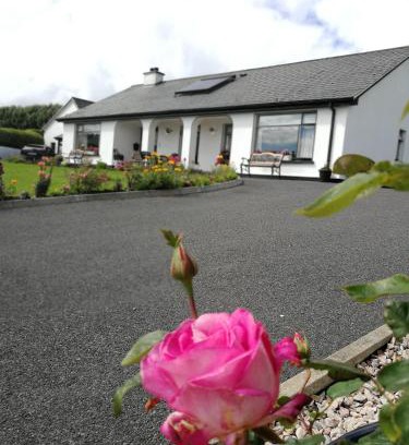Louisburgh Bed & Breakfast | The Three Arches