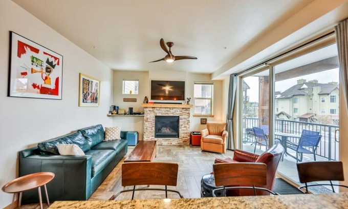 Winter Park Apartment | The Trailhead | Beautifully Furnished Modern Condo In Downtown Winter Park