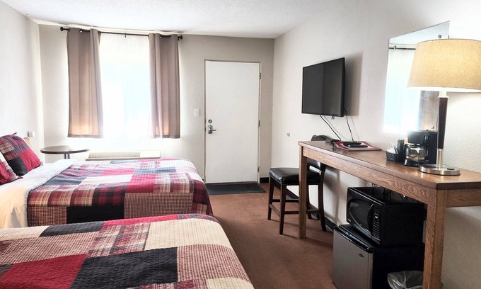 Hill City House | The Trails Inn Quadna Mtn Motel
