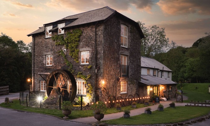 South Brent Hotel | The Turtley Corn Mill
