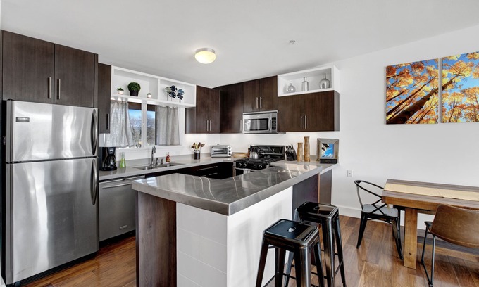 Carbondale Condo | The Ultimate Sunny Stay at our Carbondale Loft