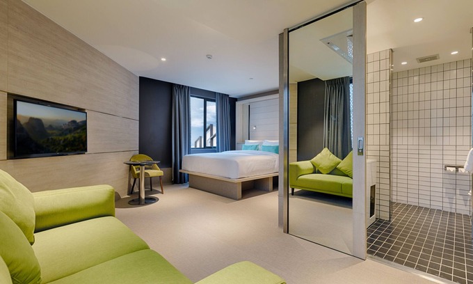 Simpang Ampat Hotel | The Upper House Hotel