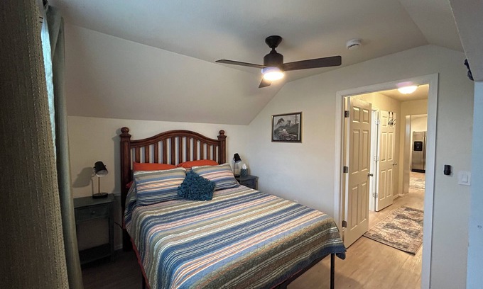 Alamosa House | The Upstairs Guest House, 10 minutes from Alamosa, 15 from Monte Vista