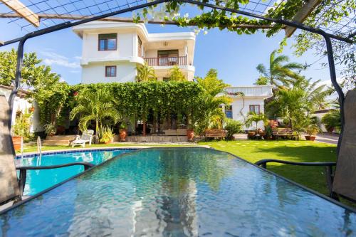 Sinza Villa | The Vatican Experience
