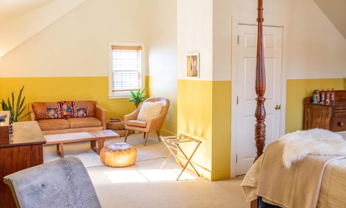 Woodstock Bed & Breakfast | The Vesper Woodstock