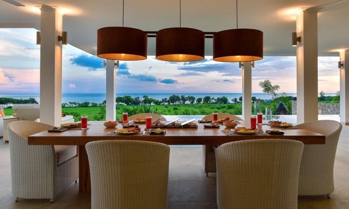 Umeanyar Villa | The View Villa -Luxury New Build with 180° View