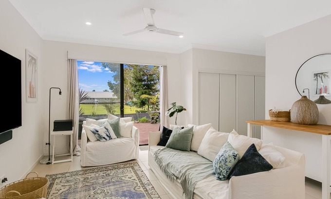 Tweed Heads South House | The Villa at Fraser Cove - Modern Northern Rivers Villa - Pet Friendly - Min. 3 Night Stays!