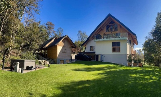 Bled House | The Villa Bled: Premium Luxury Retreat