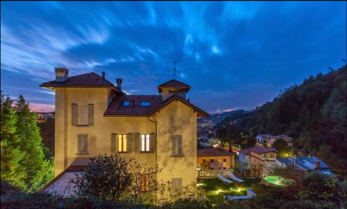 Como Apartment | The Villa Suites