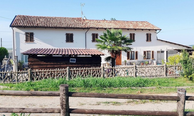 Montegrosso dʼAsti Apartment | The vineyards apartments
