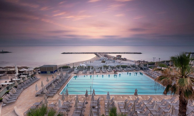 Tel Aviv Promenade Hotel | The Vista at Hilton Tel Aviv