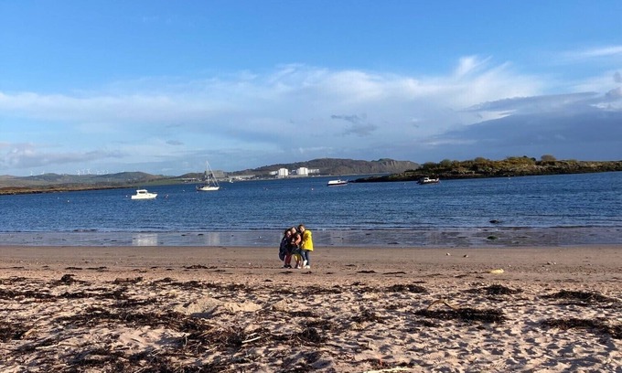 Largs Apartment | The Waterside Apartment, ideal for families