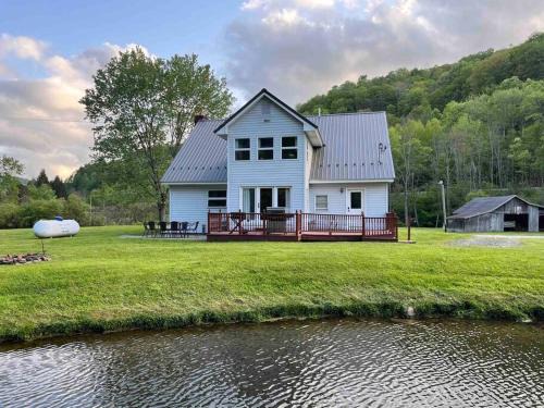 Austin Ski Chalet | The Watson Farm