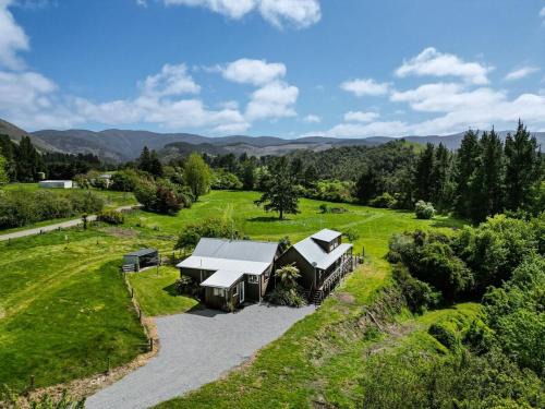 Waimakariri District House | The Wee Glen - Peaceful Country Retreat
