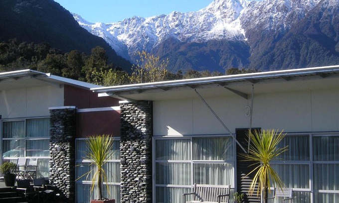 Fox Glacier Hotel | The Westhaven Motel