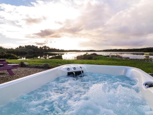 Burtonport House | The Wheelhouse Pod No 1