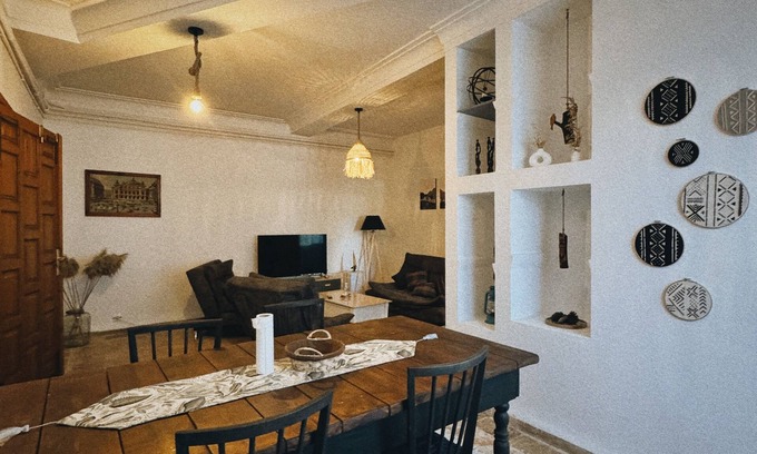 Algiers Apartment | The wild landmark