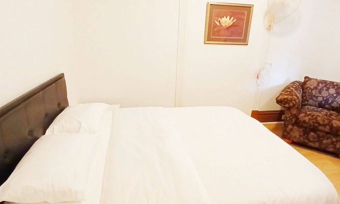 New London Bed & Breakfast | The Williams Center