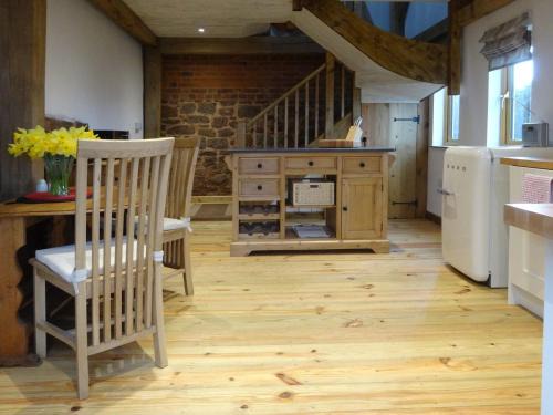 Brampford Speke House | The Woodshed