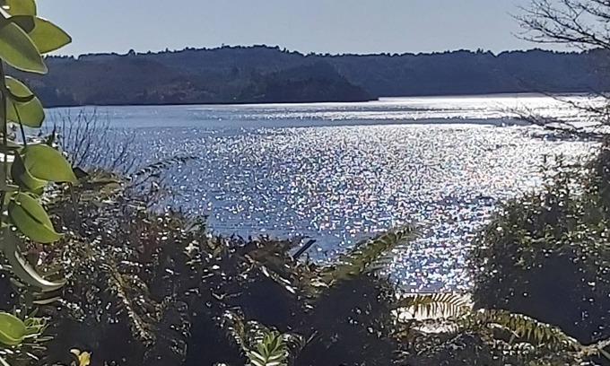 Rotoma House | THE WOW FACTOR Paradise found, all the home comforts at stunning Lake Rotoma