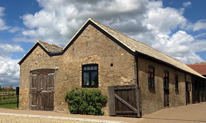 Little Stukeley House | The Yard @ Pringle Farm