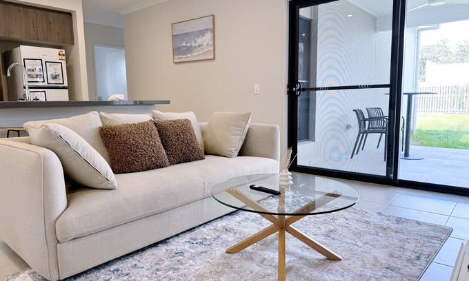 Coomera House | Theme Park Retreat Coomera 5 Beds Villa