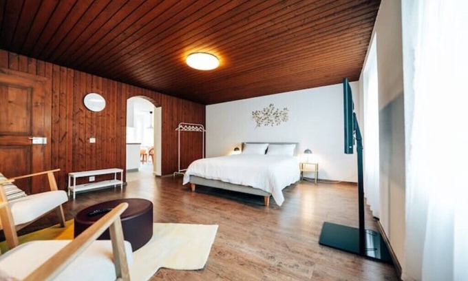 Glarus Apartment | Thenest Glarus Studio-apartment