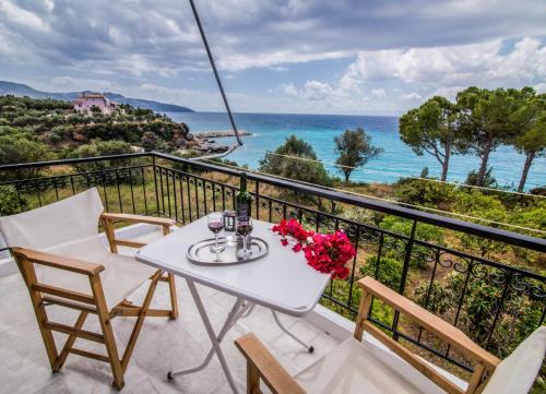 Akrogialion Apartment | Theodora Apartments