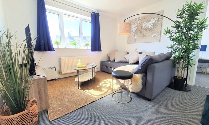 Cathays House | Thesiger 4 (3 beds)