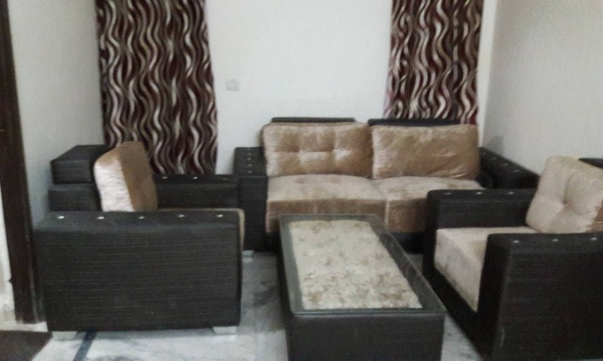 Sector D Apartment | This Appartment is 3 Bdedroom Hall kitchen fully frunished.