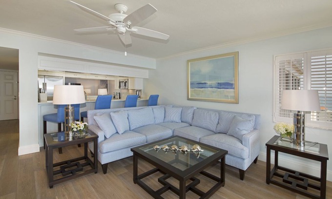 Park Shore Condo | This Beautiful 11th Floor Condo Has it All with Incredible Panoramic Views
