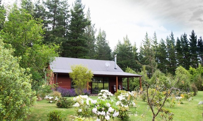 Hanmer Springs Cottage | This is the stand alone, andquot;Drive Cottageandquot; .